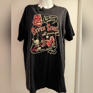 Vintage El Diablos Seven Sins Lounge “13 Happy Hours” Promo Shirt. Mens Large